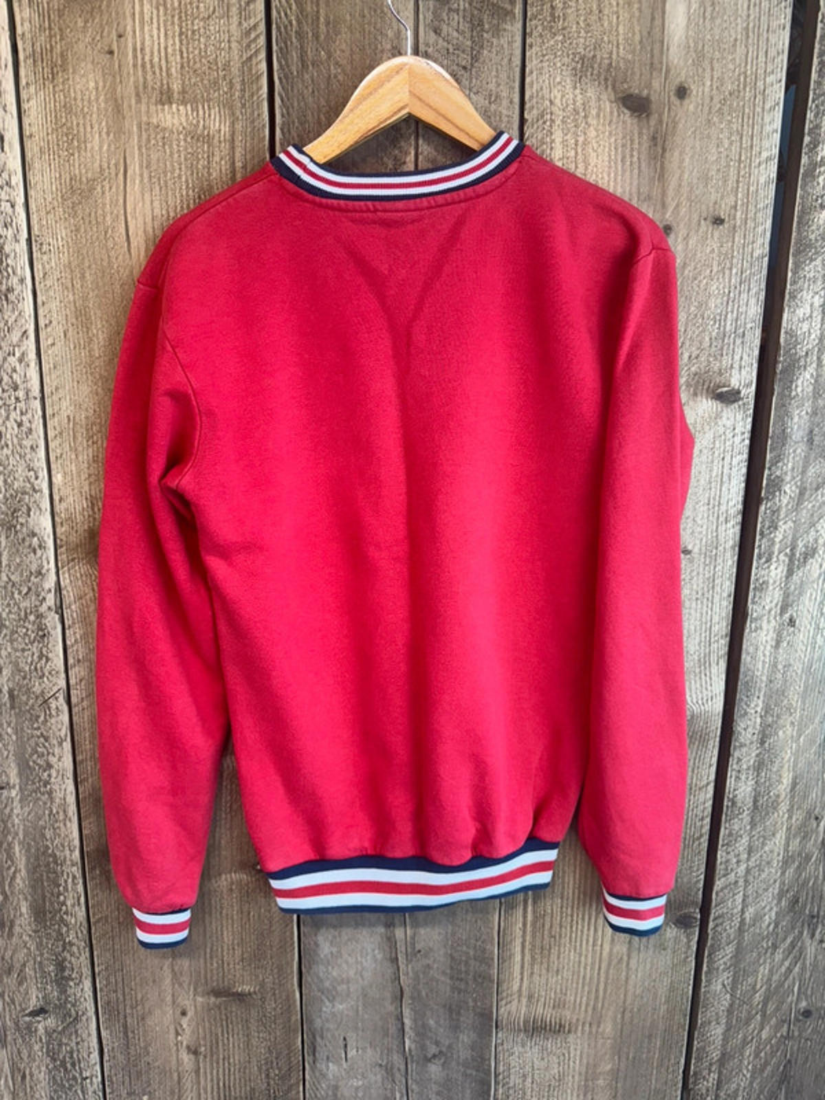 Vintage Women’s Ellesse Jumper Sweater Spell Out Top Size 6