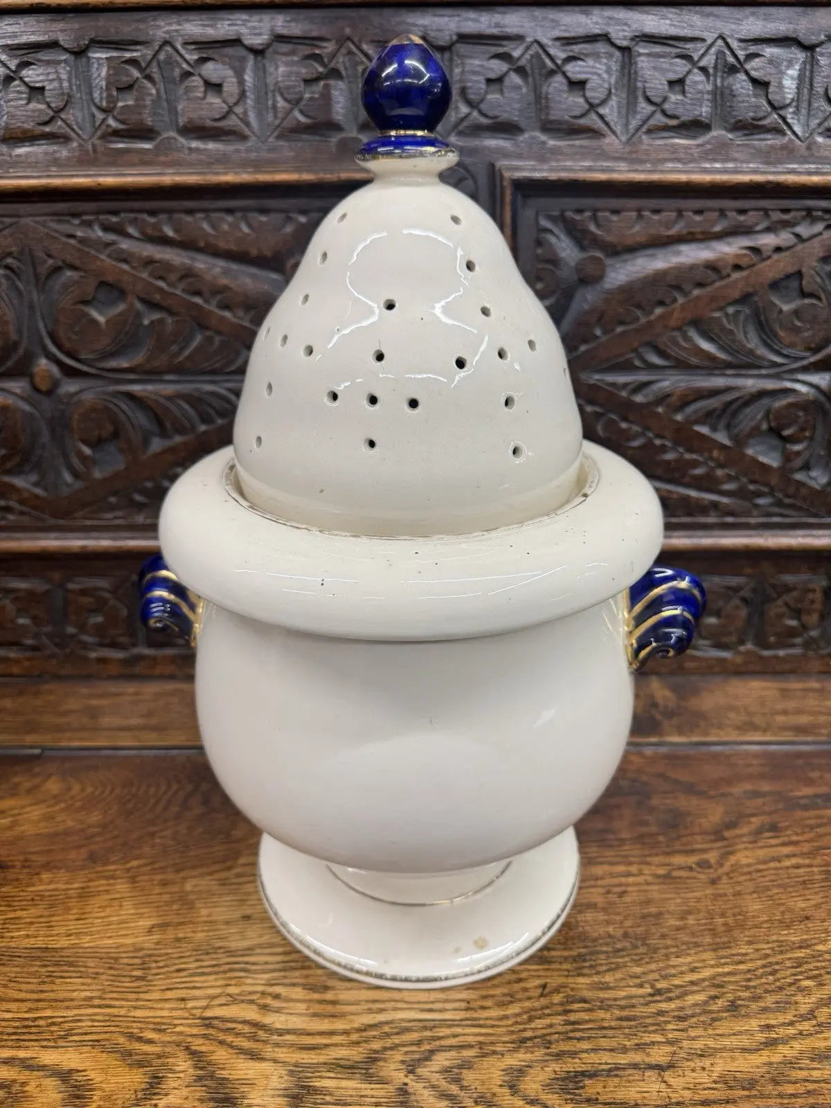 Vintage apothecary leeches jar cream ceramic with cobalt blue gilt detailing and scroll handles