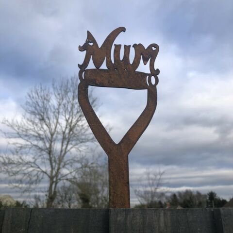 Rusty Metal Garden Spade Decorations