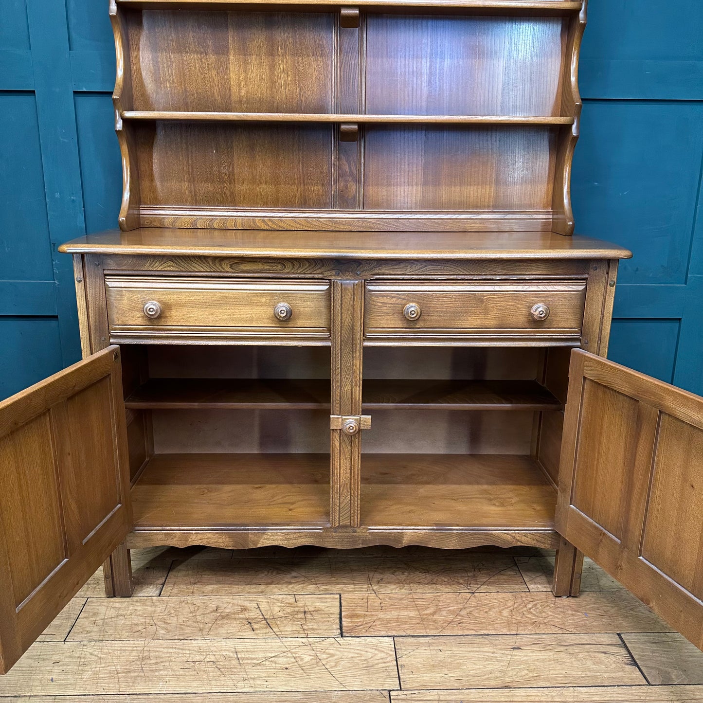 Vintage Ercol Dresser/ Elm Sideboard / Golden Dawn / Welsh Dresser