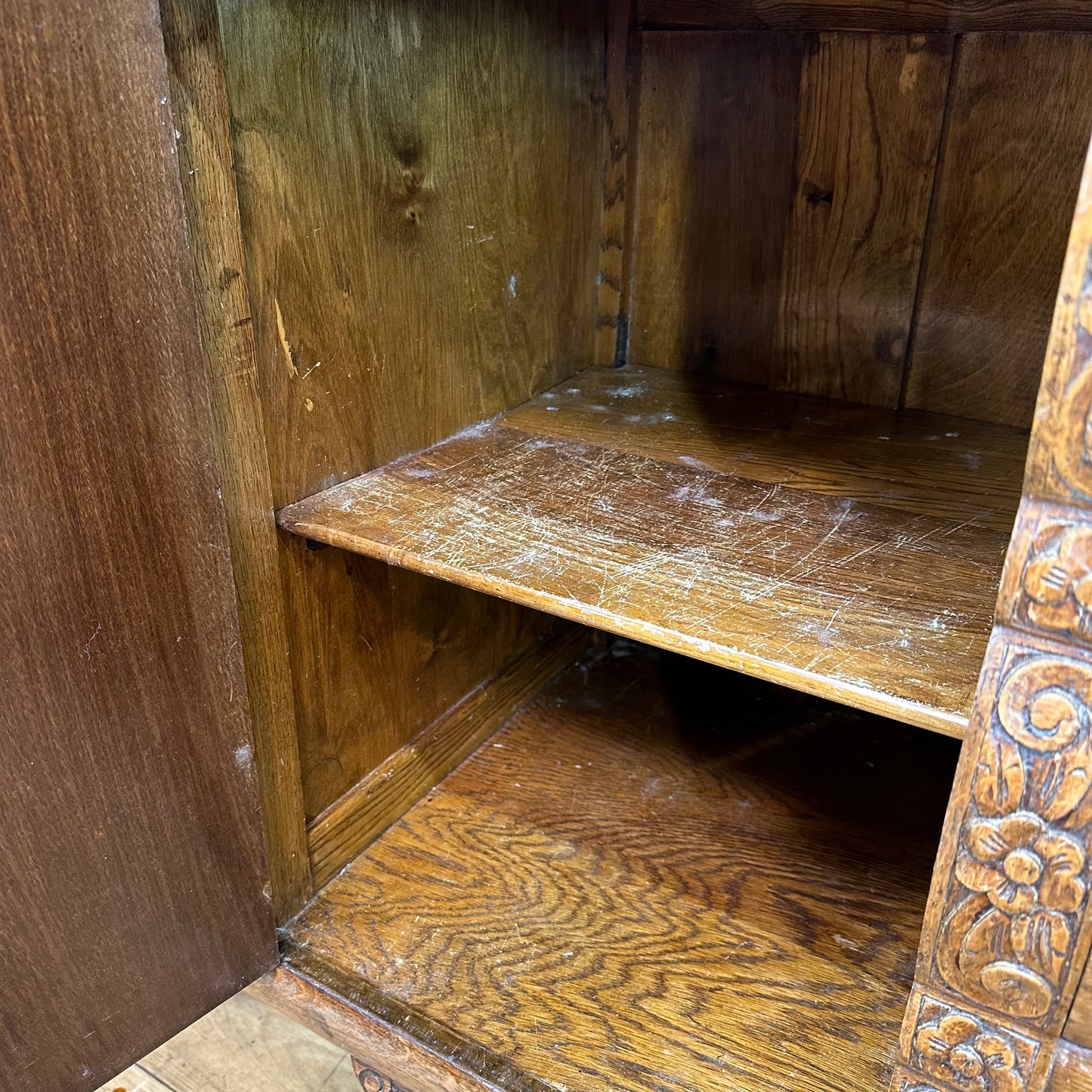Antique Art Deco Oak Sideboard /Drinks Cabinet / Large Sideboard /Buffet Server