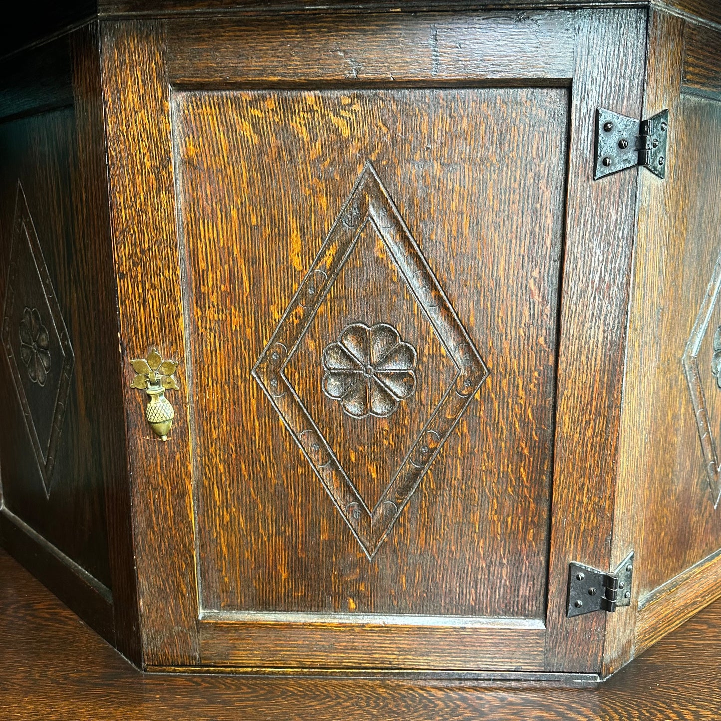 Antique Oak Court Cupboard /Antique Oak Dresser/Home Cocktail Bar / Oak Cabinet / Buffet Server