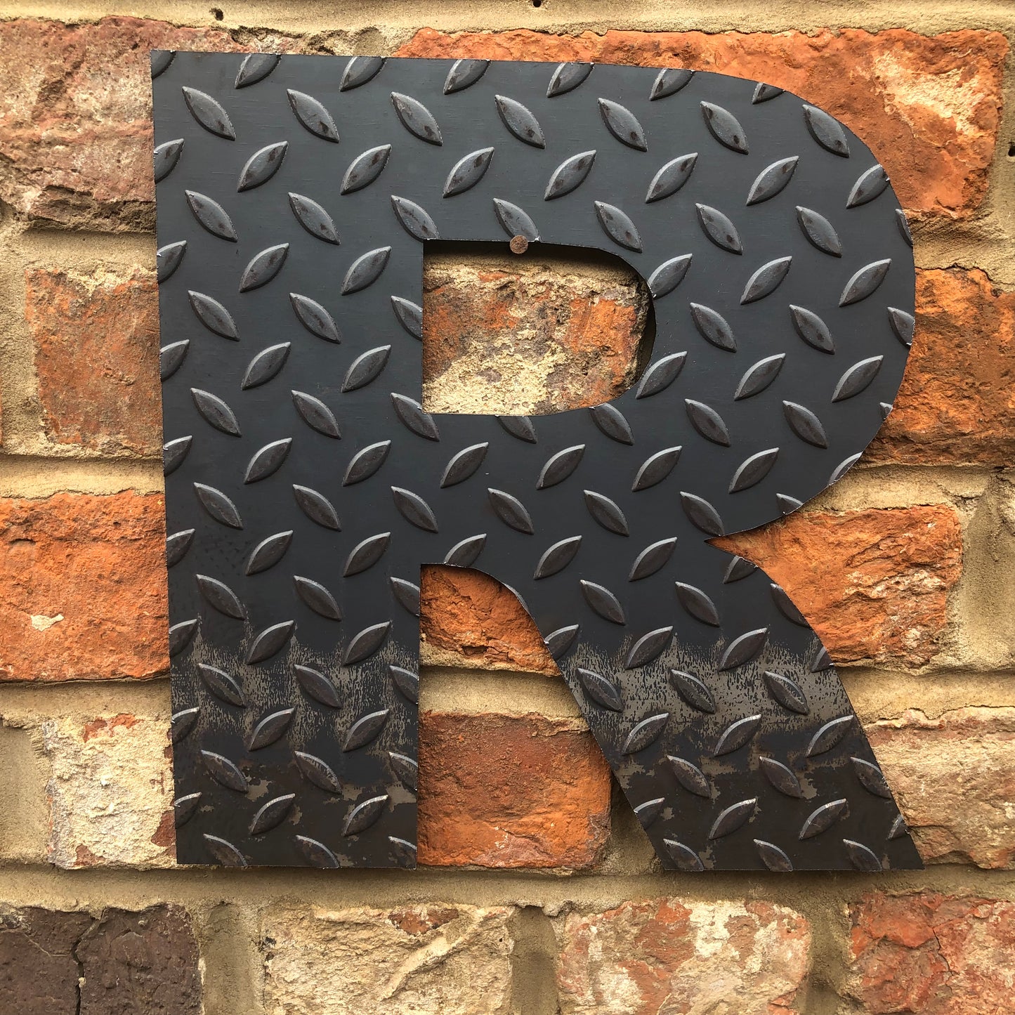 A-Z 0-9 Industrial Metal Letters For Home And Garden