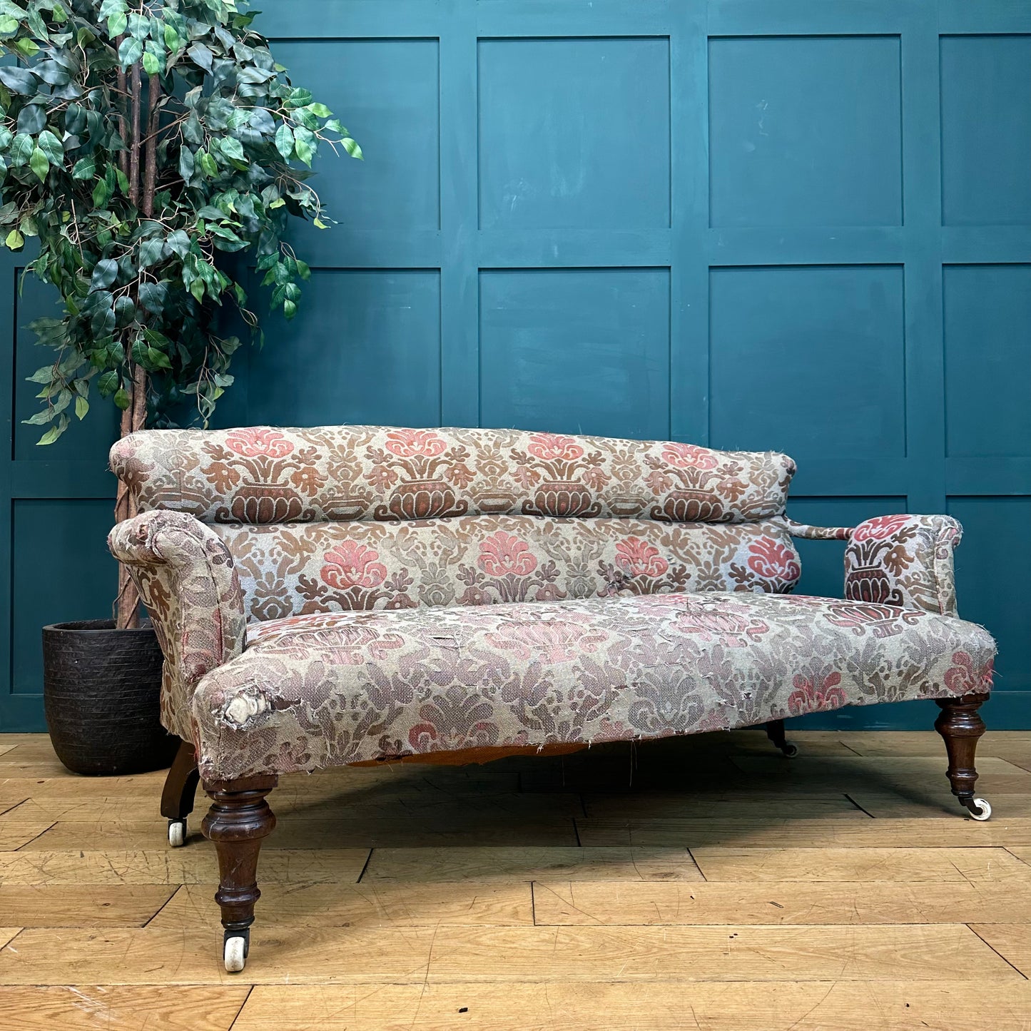 Antique Victorian Sofa / Antique Salon Sofa / Antique Couch / Chesterfield
