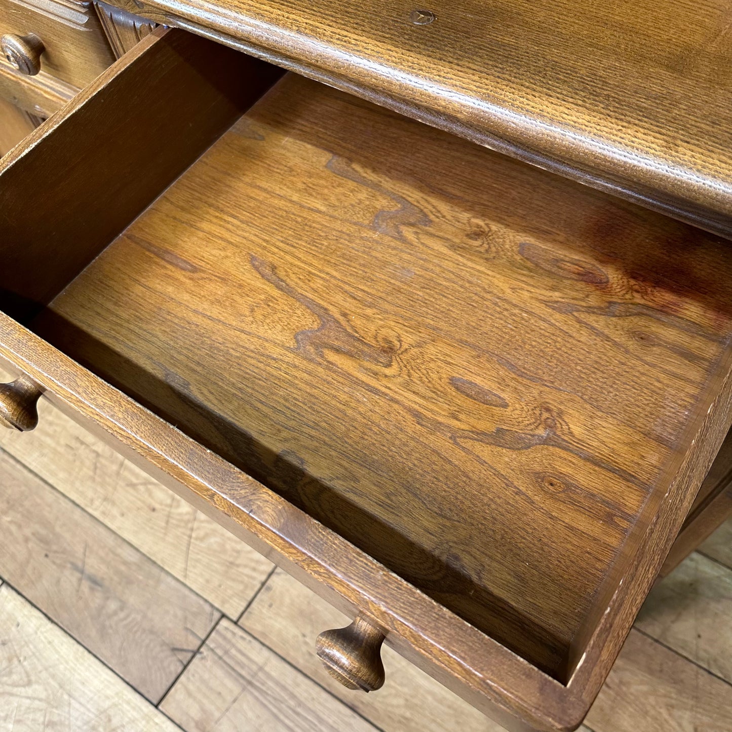 Vintage Ercol Dresser/ Elm Sideboard / Golden Dawn / Welsh Dresser
